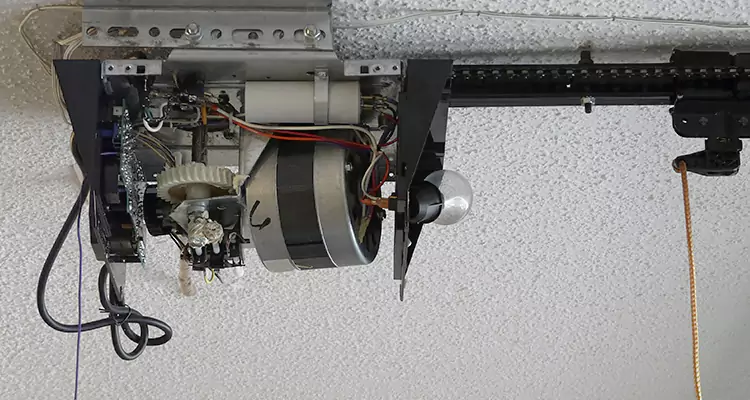 Garage Door Motor Replacement in Palm Harbor, FL